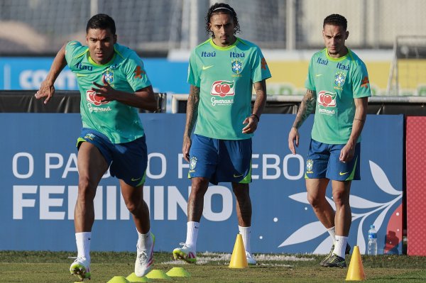 Brazil vs. Ecuador jersey number: Vinicius No. 10, Anthony No. 11& Casemiro No. 5